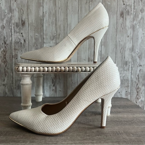 Marc New York Elegant White Textured Women's Pumps 8.5 - Picture 3 of 9